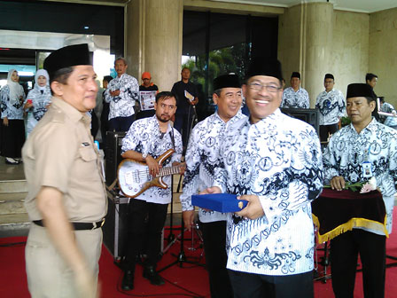 Pencarian PGRI Sragen - Persatuan Guru Republik Indonesia Cabang Kabupaten Sragen